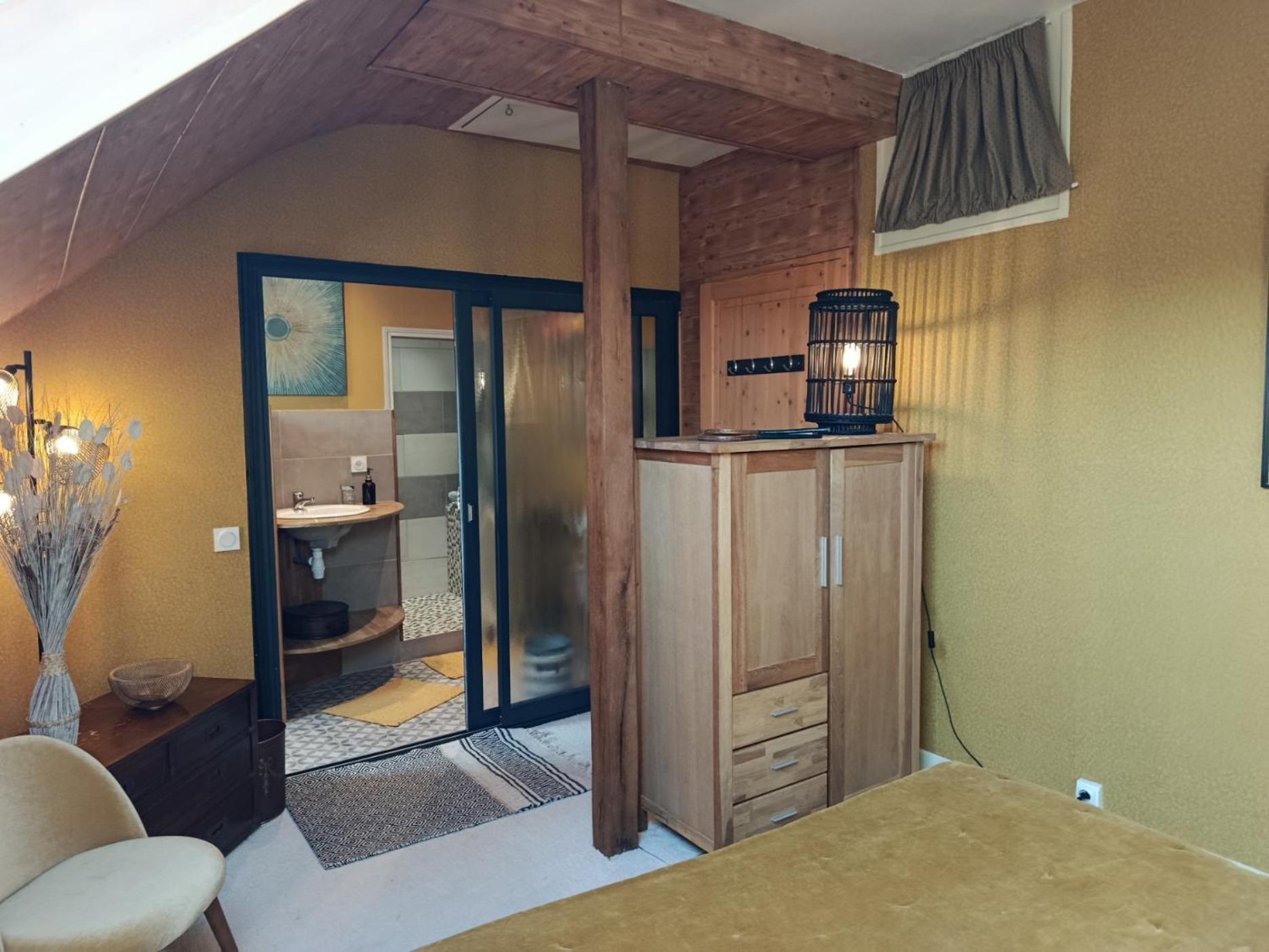 B&B Girolles Les Forges Екстер'єр фото