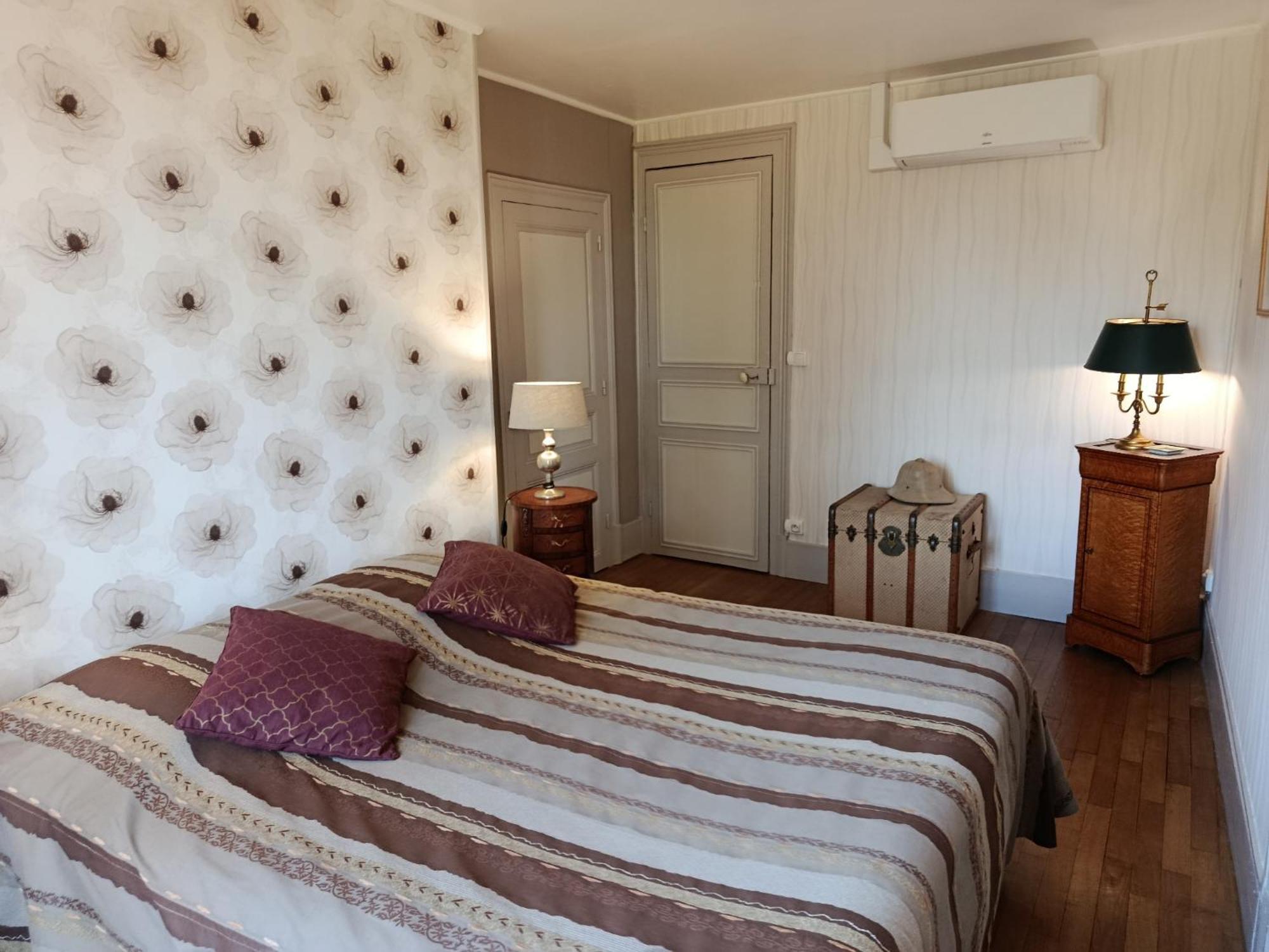 B&B Girolles Les Forges Екстер'єр фото